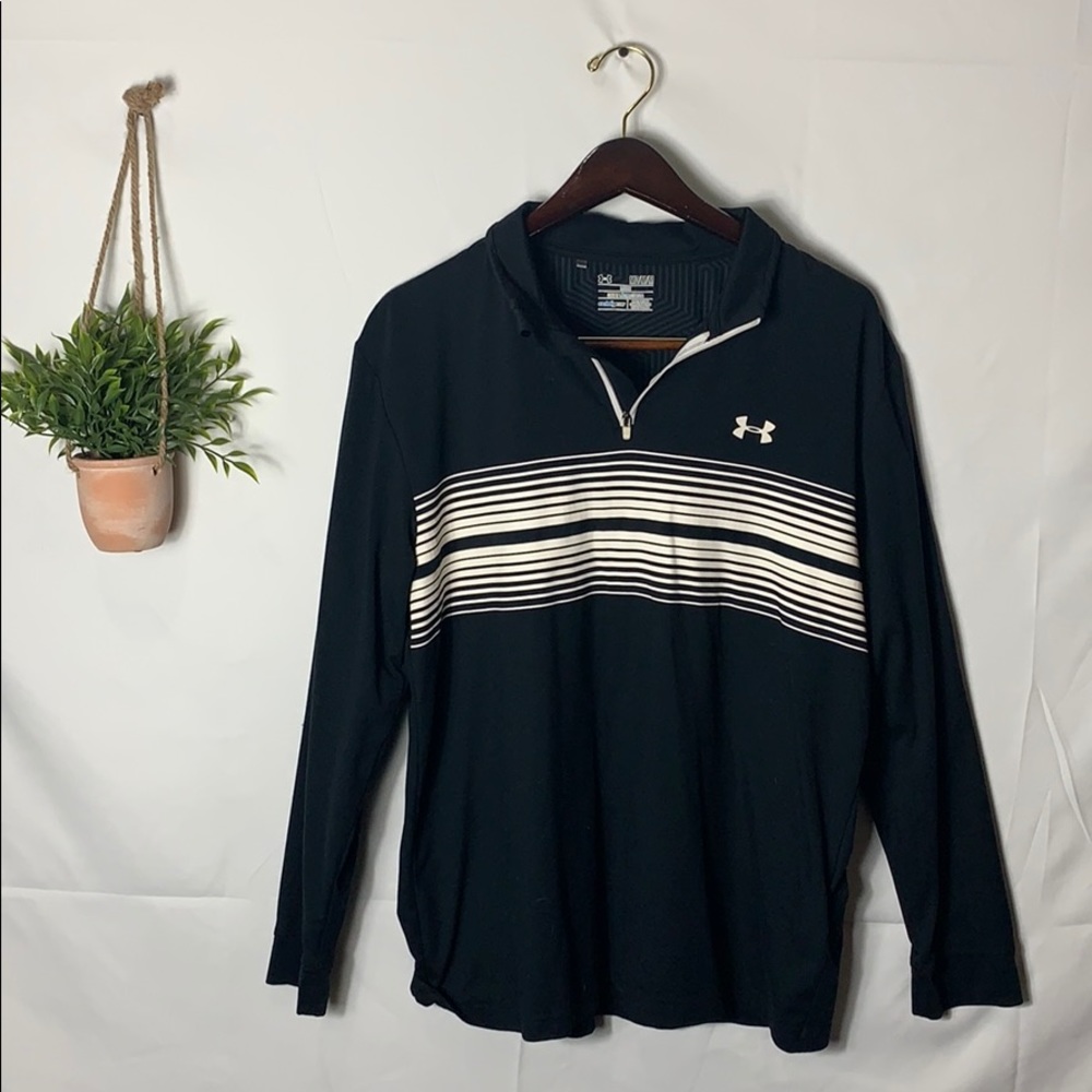 •Under Armour Pullover Light-Weight Sweatshirt•